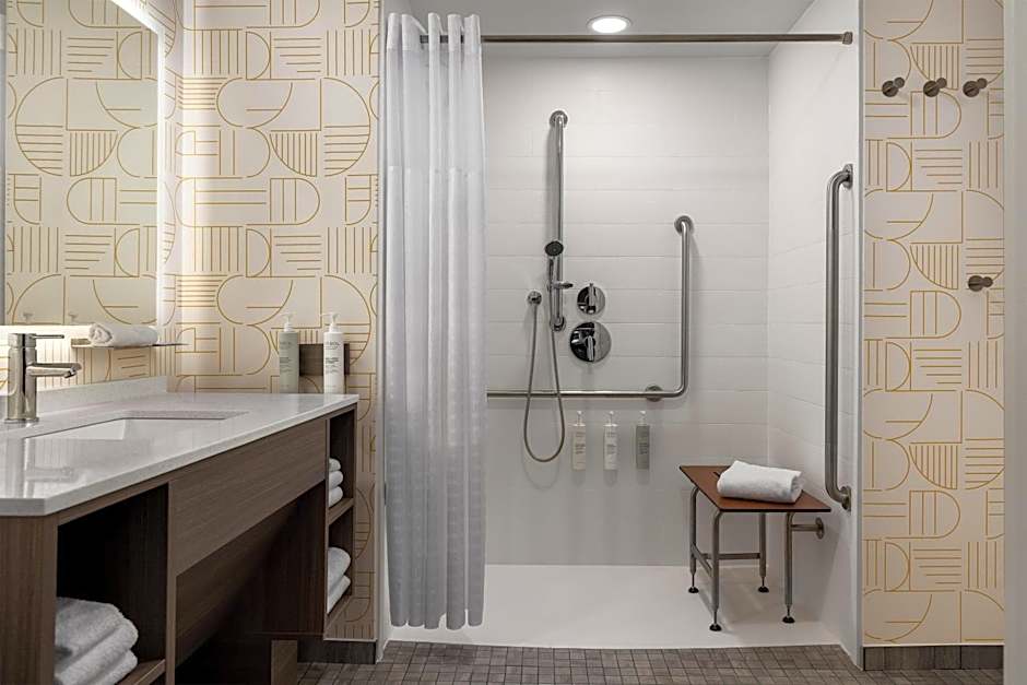 Home2 Suites By Hilton Woodstock On