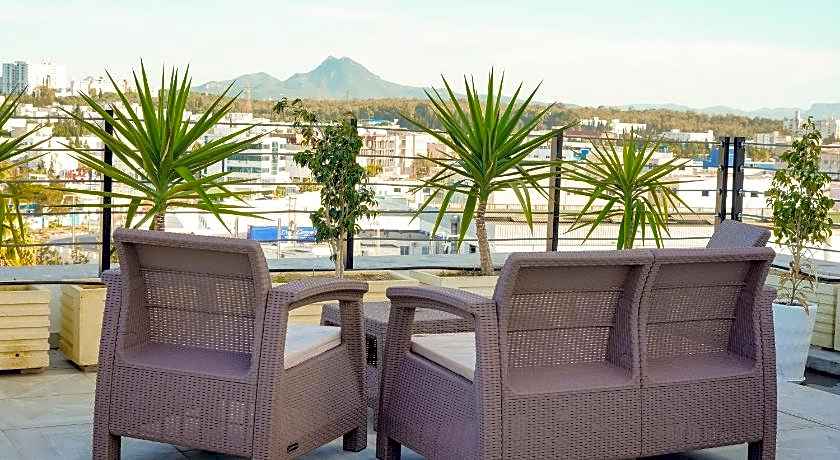 Hotel Lescure Business and SPA