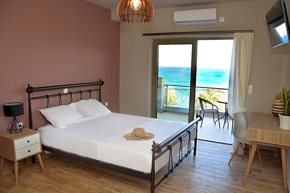 Aegialis luxury apartments