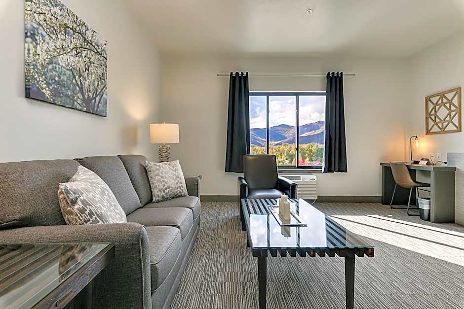 Silver Creek Hotel