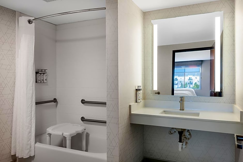 Holiday Inn Express Rochester South Mayo Area By IHG