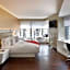 The Washington Hotel by LuxUrban