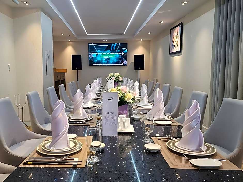 Ttc Hotel Deluxe Airport