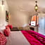 PinkPrivate Sanur - for Cool Adults Only