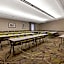 La Quinta Inn & Suites by Wyndham Detroit Metro Airport