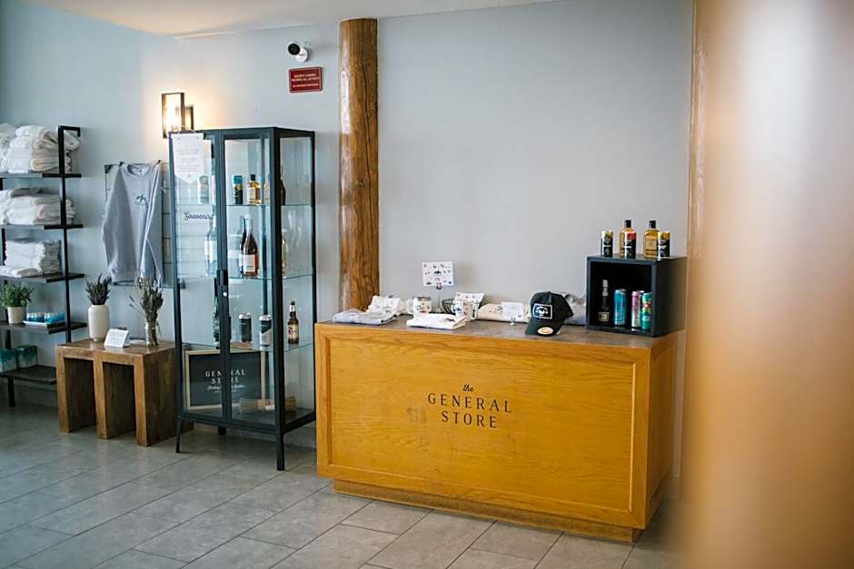 Friday Harbor Suites