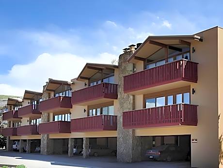 Lichenhearth - CoralTree Residence Collection