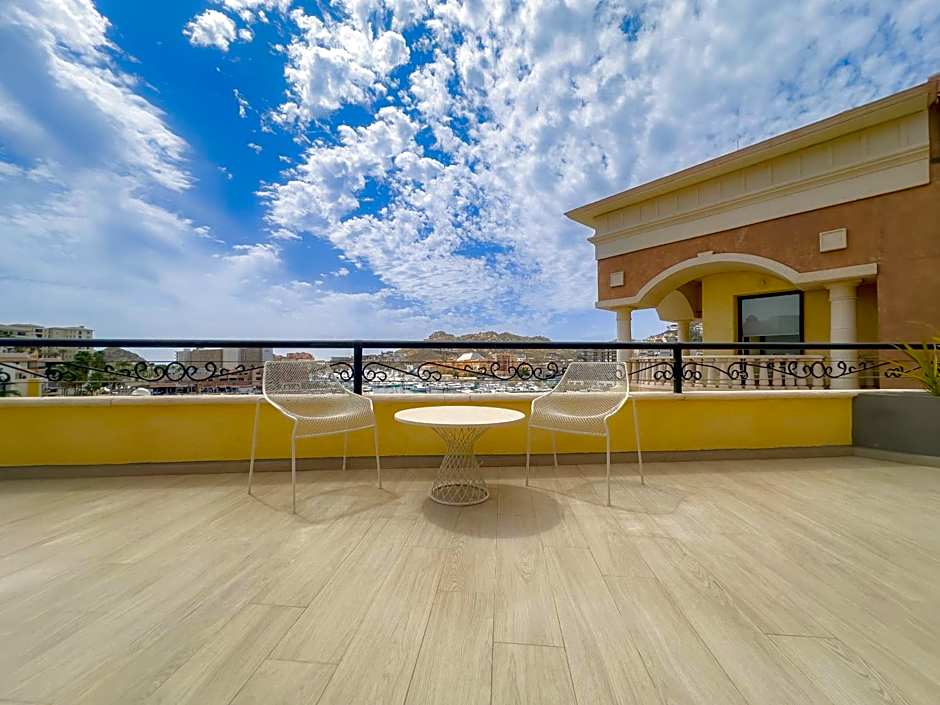 The Paraiso Residences at Marina Cabo