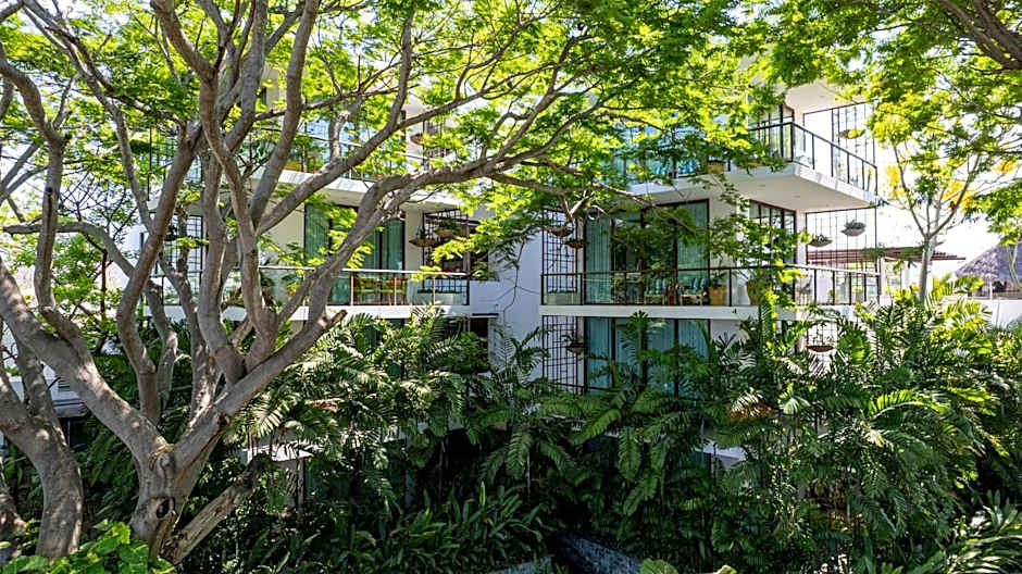 Vallarta Gardens Beach Front Hotel & Residences