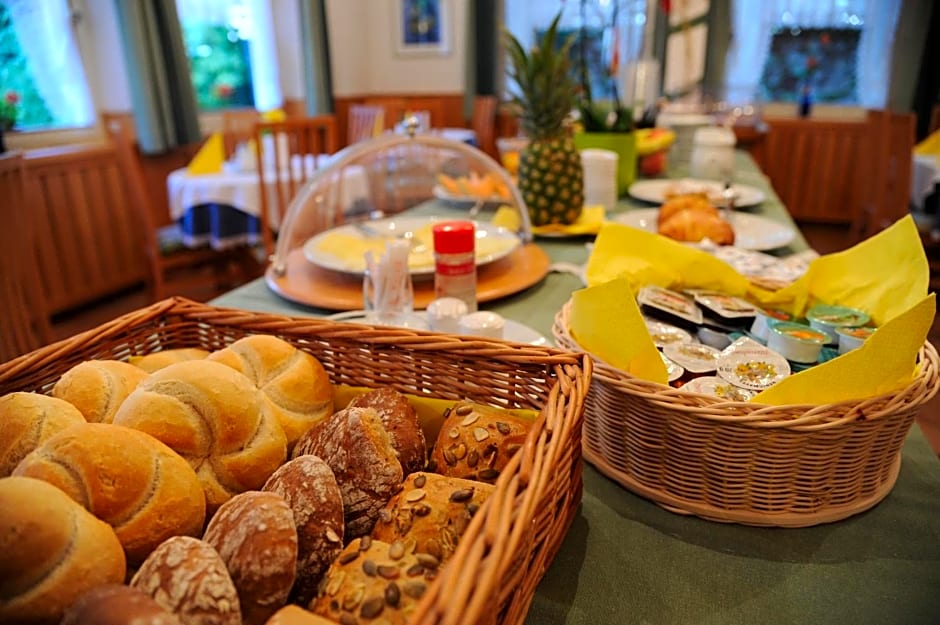 Hotel Pension Schweitzer