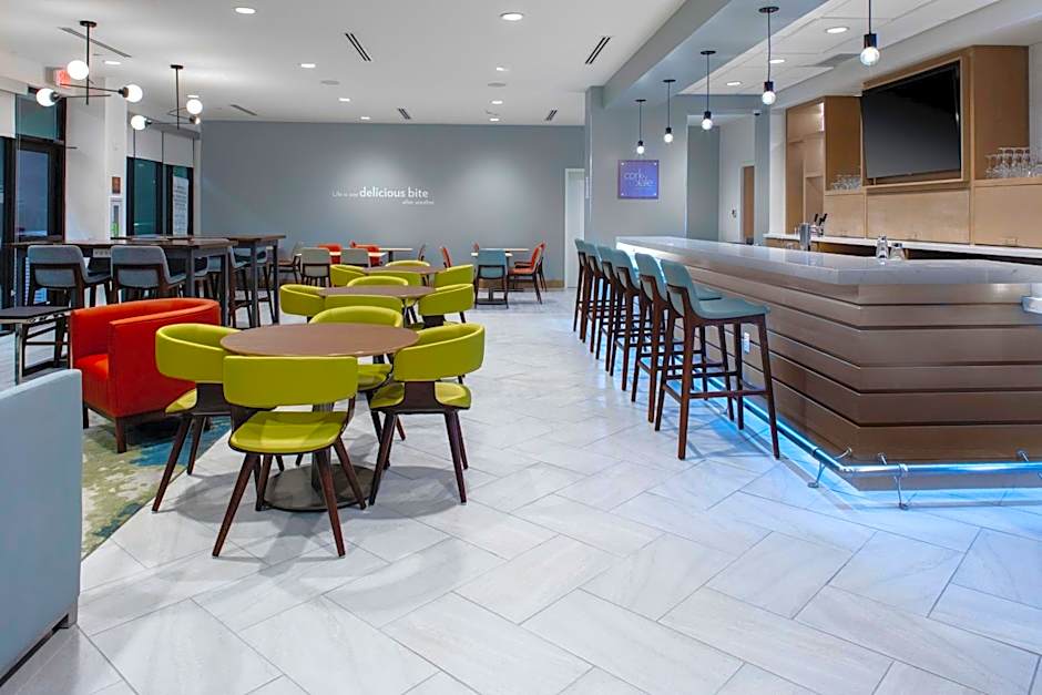 EVEN Hotel Shenandoah - The Woodlands by IHG