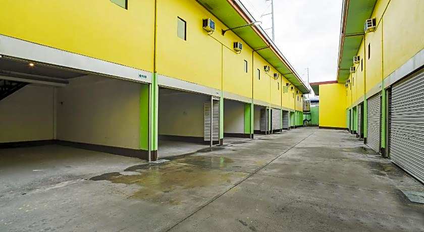 OYO 473 Ranchotel Drive-in