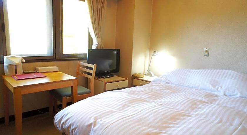 Petit Hotel Shitaka