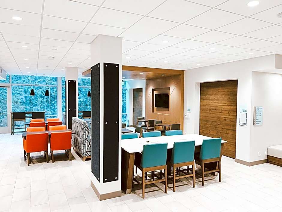 Holiday Inn Express And Suites Henderson South - Boulder City By IHG
