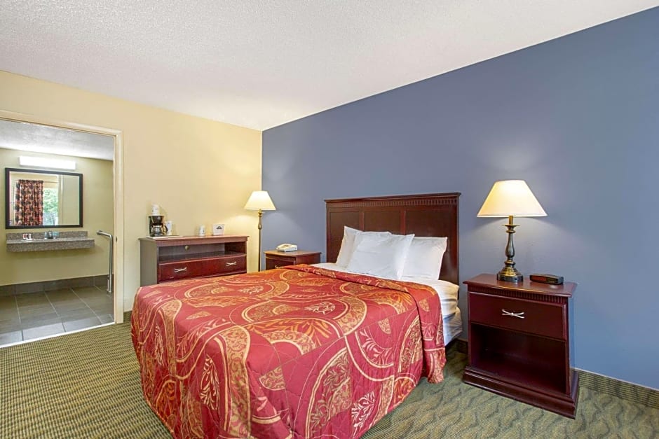 Days Inn by Wyndham Lexington