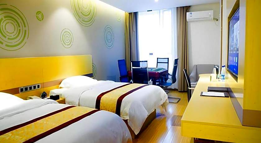 GreenTree Inn Huanggang City Wuxue City Kanjiang Avenue