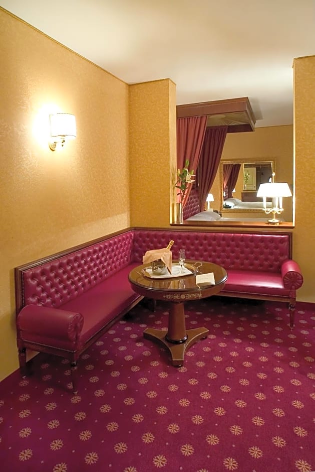 Hotel Maxim
