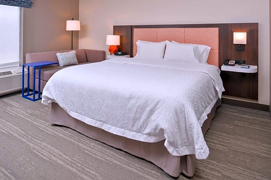 Hampton Inn By Hilton Statesville