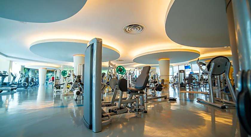 Four Seasons Hotel Riyadh at Kingdom Centre