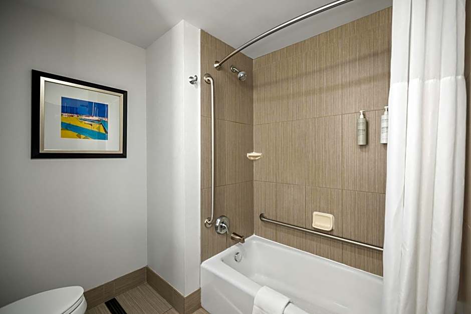 Hampton Inn By Hilton Winnipeg Airport