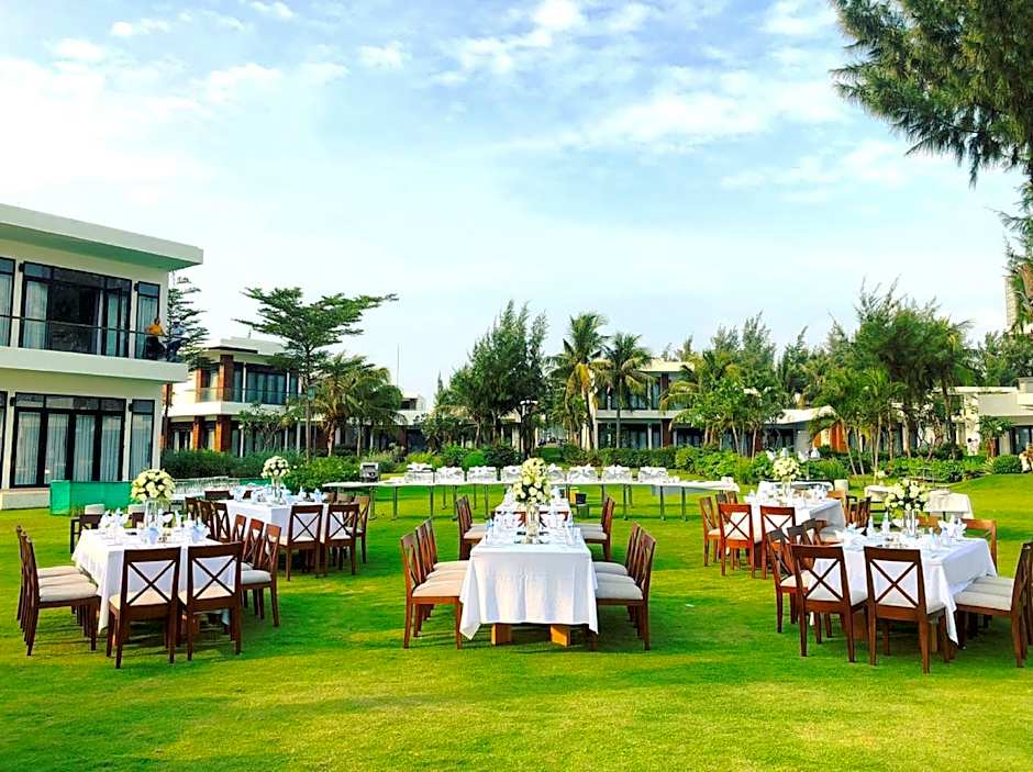 Saint Simeon Beach Residence