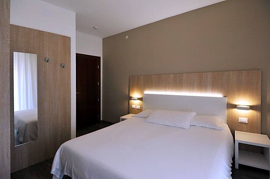 Hotel Etna