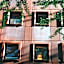 18Arts Hotel