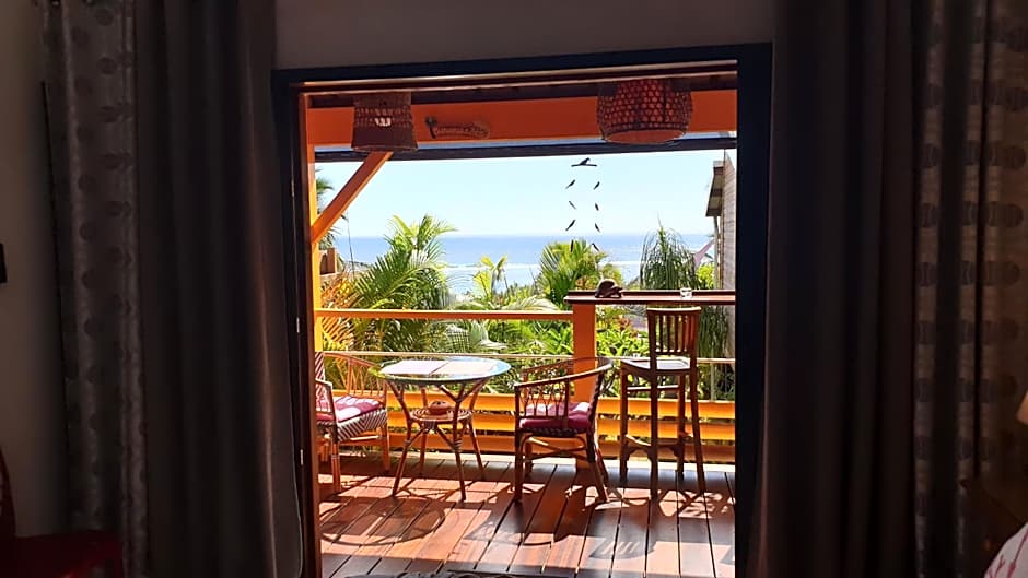 Poz Lagon - chambre d'hôtes - Bungalow pour 2 personnes - Jacuzzi privatif - petit déjeuner - Vue sur le lagon