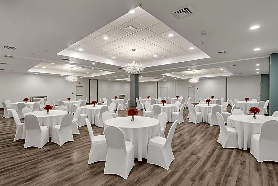 Suburban Studios Salt Lake City Airport