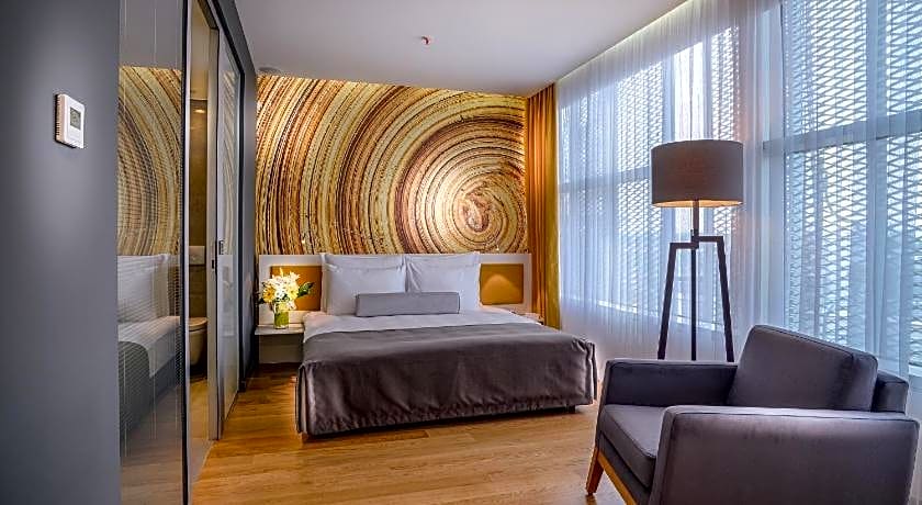 Tav Airport Hotel Izmir