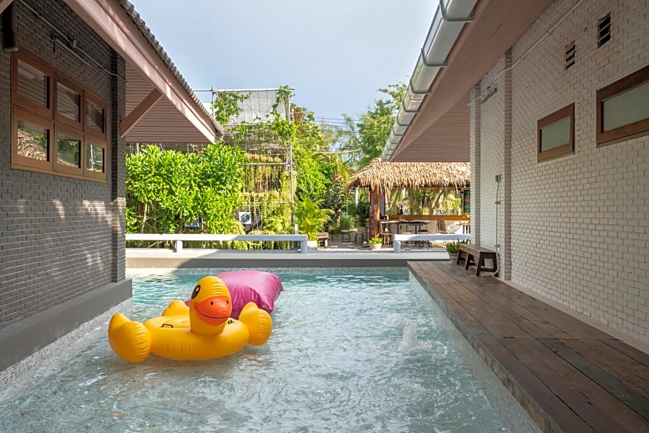 Phrip Phri Luxury Pool Villas