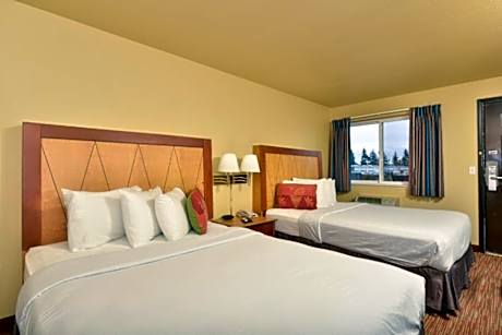 Queen Room with Two Queen Beds