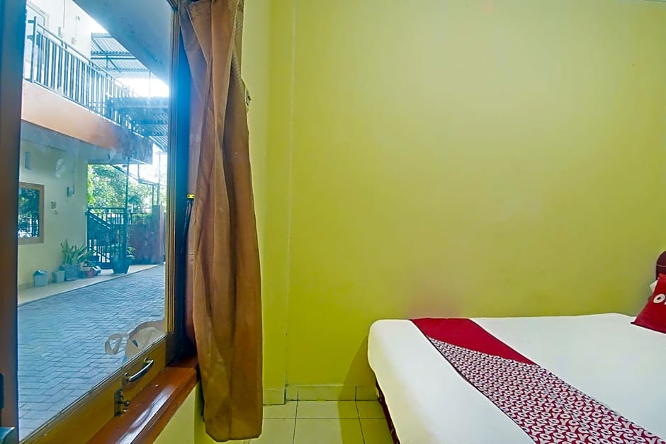 Hotel O A2b Guesthouse