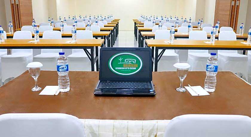 LeGreen Suite Ratulangi