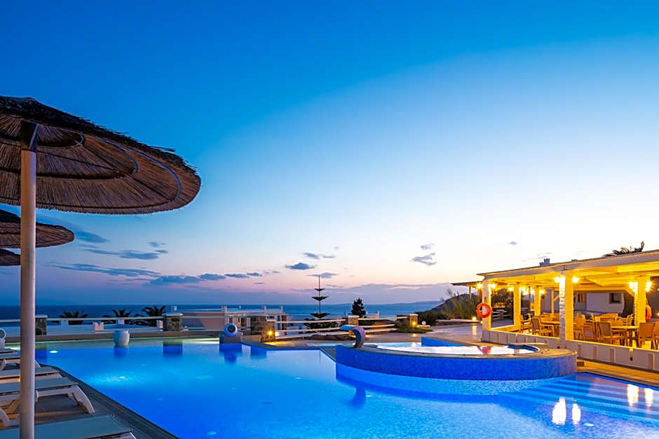 Kavuras Village Hotel & Suites
