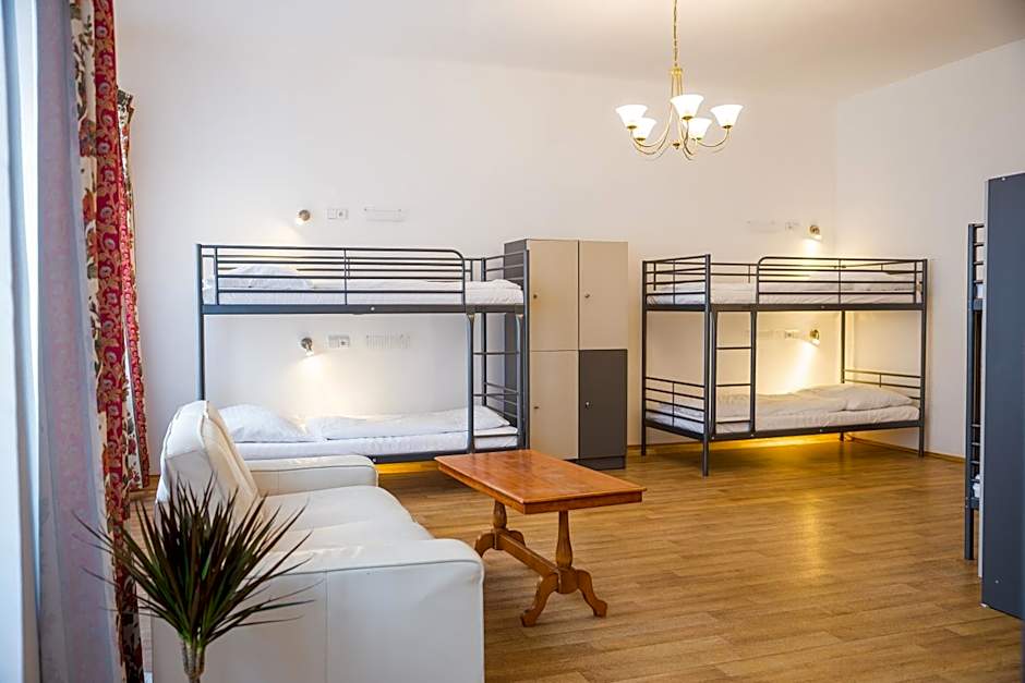 Hostel Little Quarter