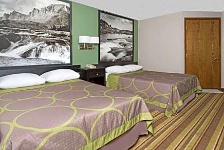 Queen Room with Two Queen Beds - Mobility Access/Non-Smoking