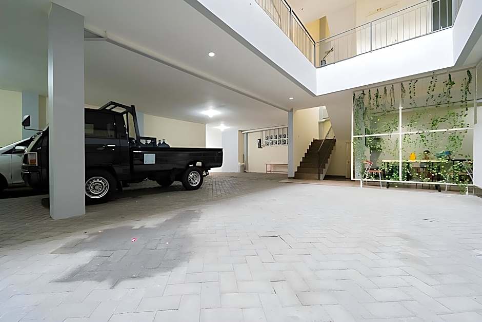 KoolKost near Ragunan Zoo