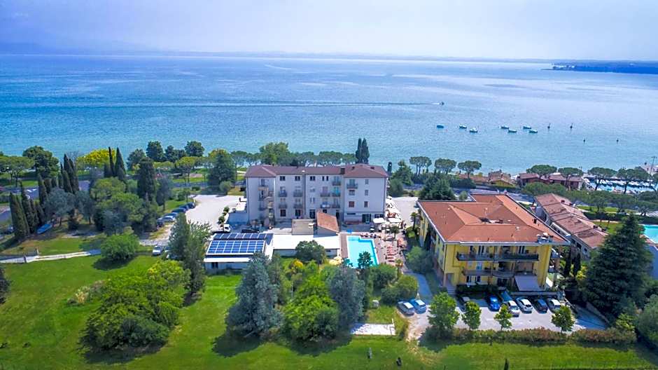 Hotel Mirabello