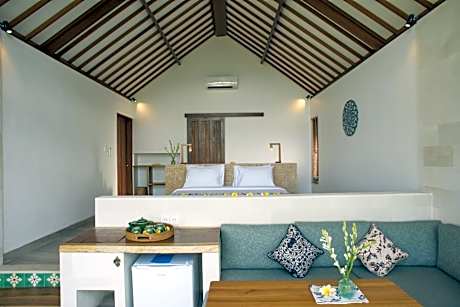 Deluxe Double or Twin Room with Mountain View