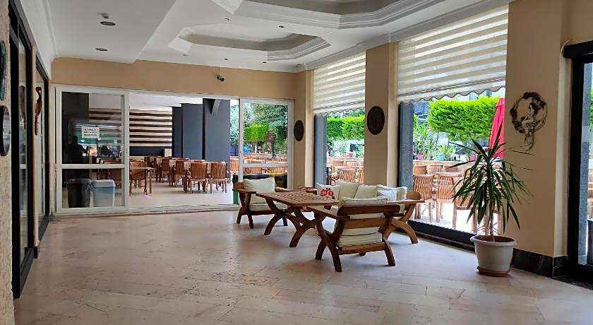 Altinersan Hotel Altinkum