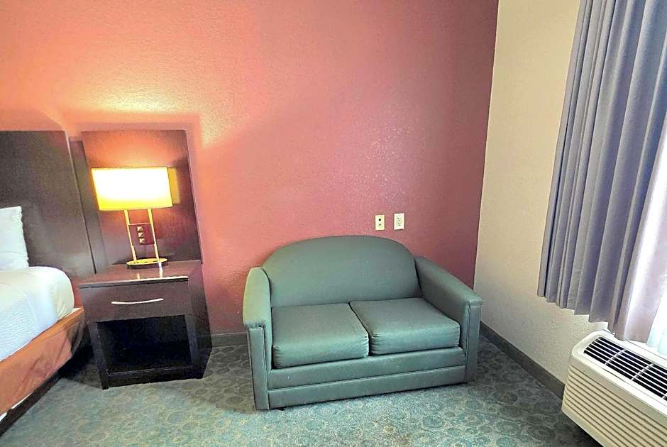 Ramada by Wyndham South Waco