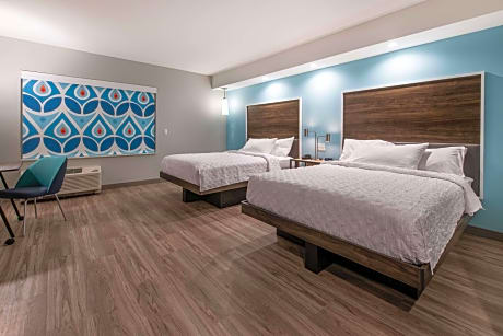 Queen Room with Two Queen Beds - Mobility Access