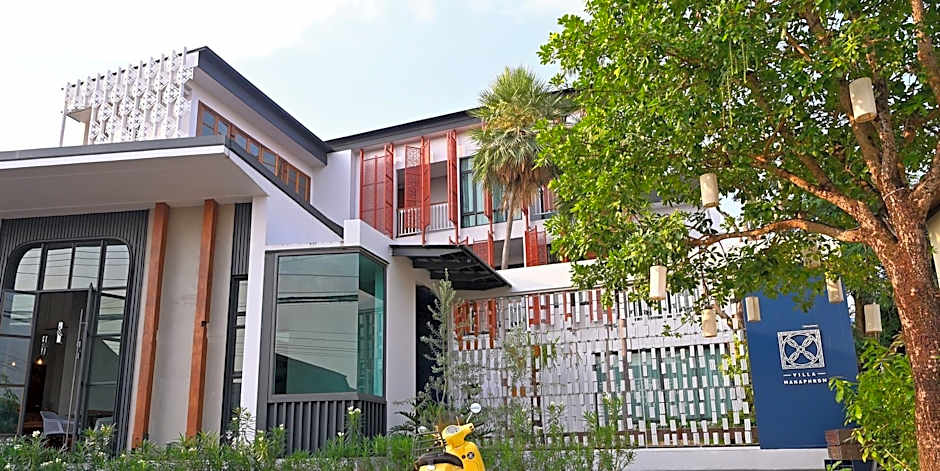 Villa Mahaphrom Hotel