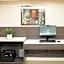 La Quinta Inn & Suites by Wyndham Albuquerque Airport