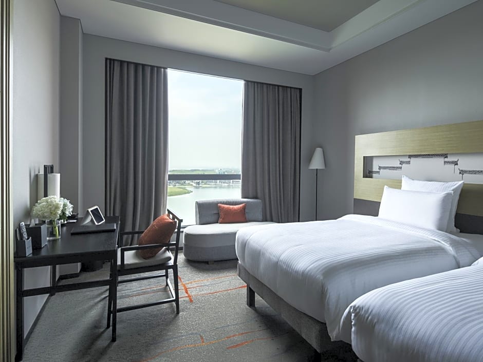 Photo 1 of 6 of Superior 2 Twin Beds