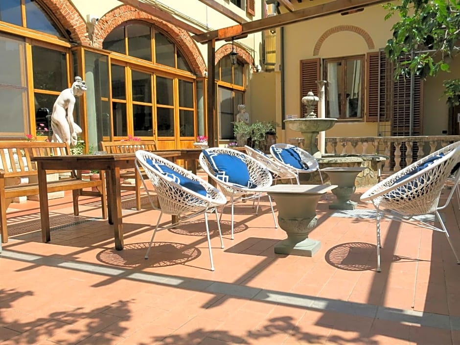 Hostel Archi Rossi