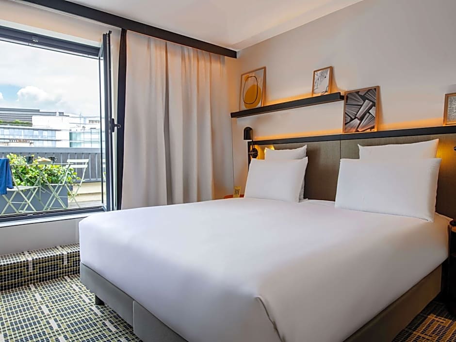 Mercure Paris Bercy Bibliotheque