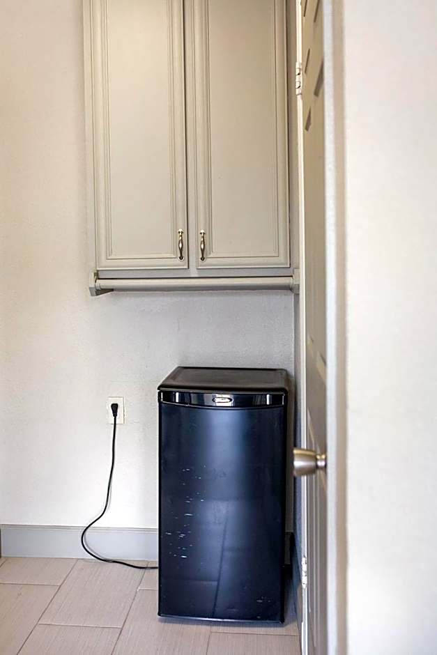 Harmony Inn and Suites