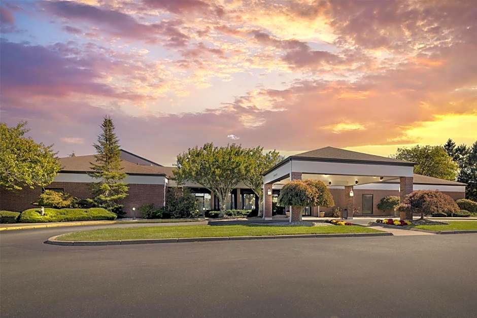 Sonesta Select Newport Middletown